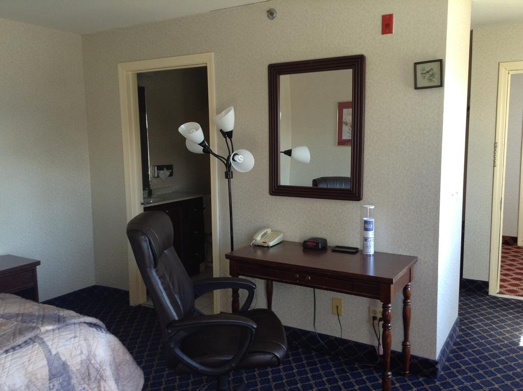 Regency Inn & Suites