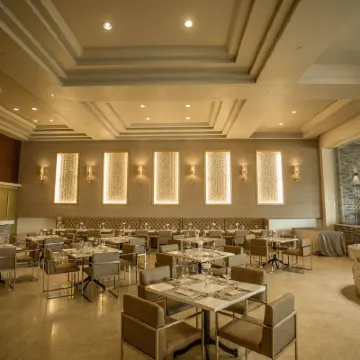 The Royal Mandaya Hotel Davao Hotels near Davao Baywalk (Seawalk)