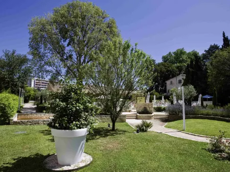 Novotel Aix-en-Provence Pont-De-l'Arc Fenouillères