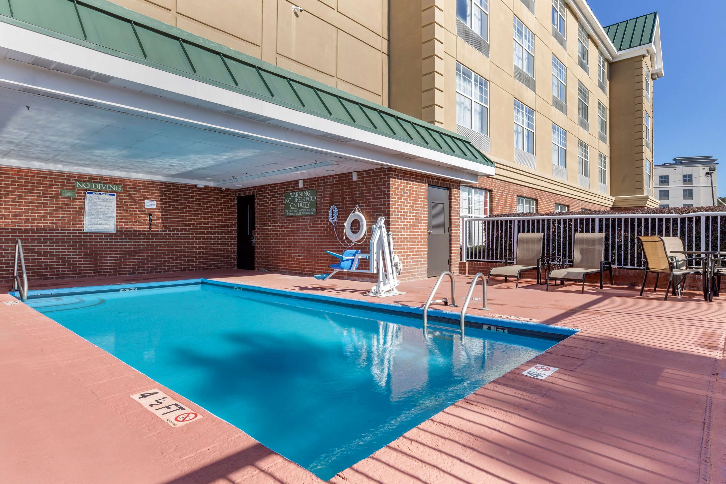 Country Inn & Suites by Radisson, Lumberton, NC