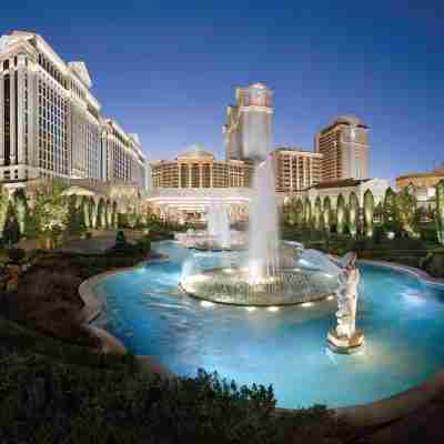 Caesars Palace Hotel Exterior