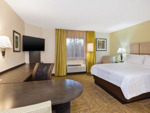 Candlewood Suites Huntersville-Lake Norman Area