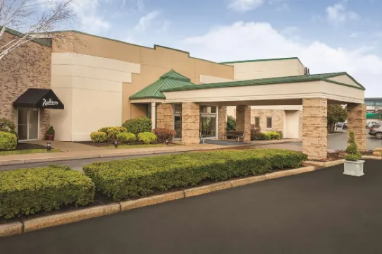 DoubleTree by Hilton Warwick Providence Airport