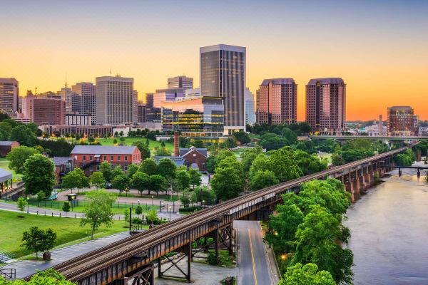 纽波特纽斯快捷酒店