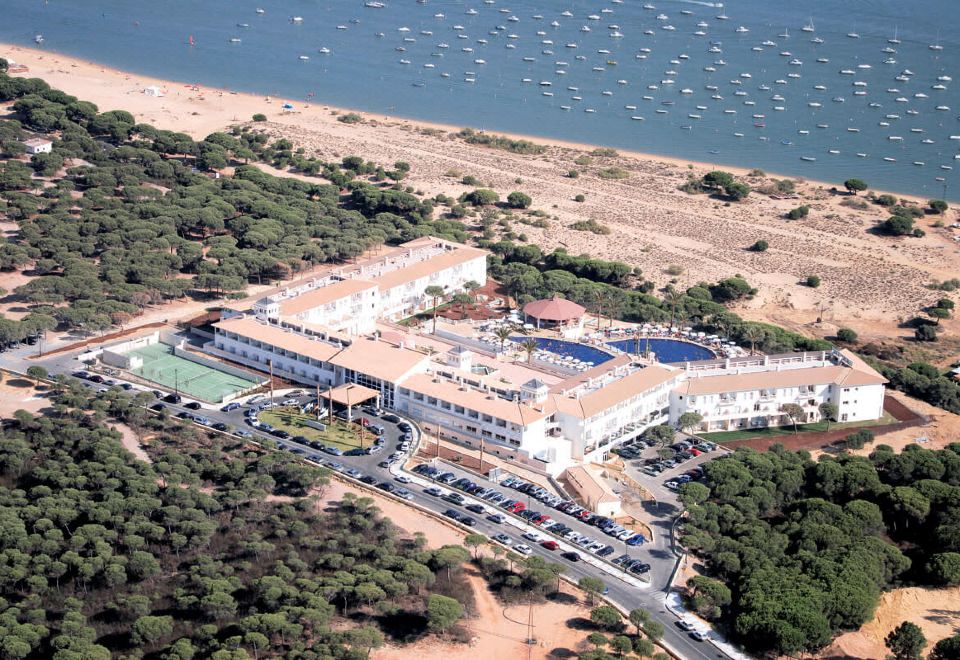 hotel overview picture