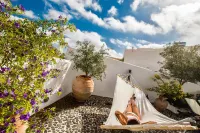 Santorini Heritage Villas Hotels in Megalochori