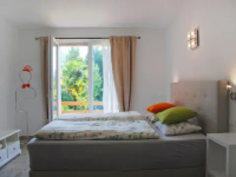 Vista Valle アックアロッサのホテル