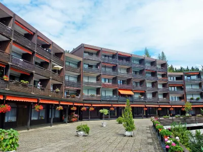 Terrassenpark Eble Uhren-Park 주변 호텔