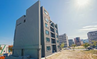 Doo Hotel & Guesthouse - Hostel - Housity