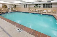 La Quinta Inn & Suites by Wyndham Bellingham - Pools