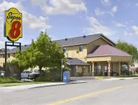 Super 8 by Wyndham Boise Hotels near Boise Airport