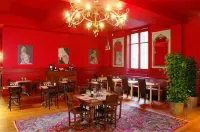 Logis Hôtel la Résidence Hôtels à : Jarnac