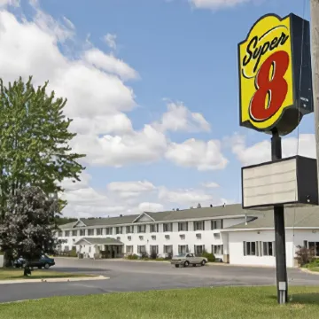 Super 8 by Wyndham Escanaba