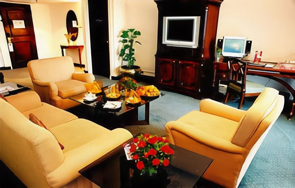 카라치 메리어트 호텔 수영장