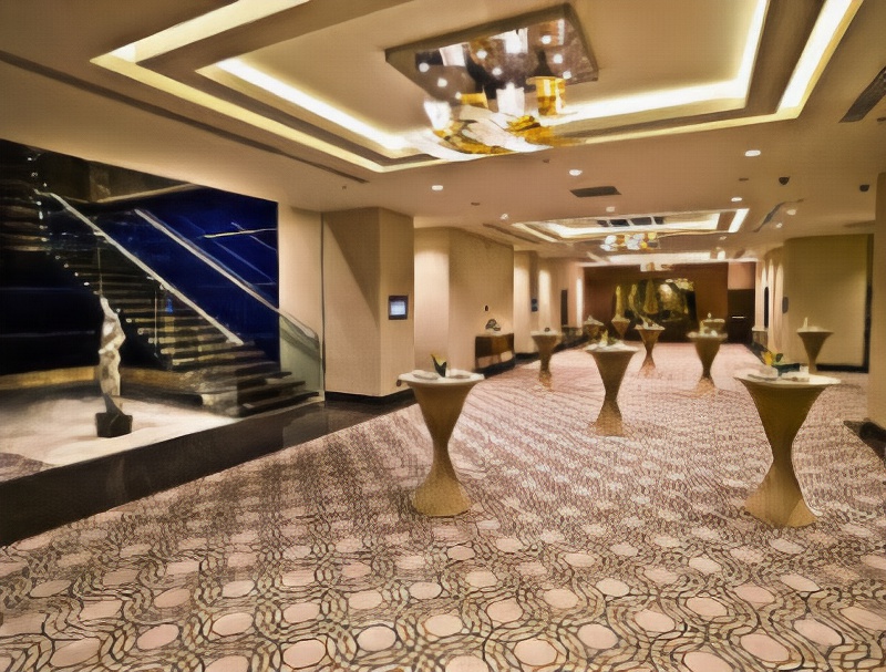 Ramada Plaza by Wyndham Istanbul Tekstilkent