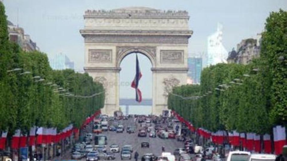 Refait A Neuf Appartement Proche de Paris