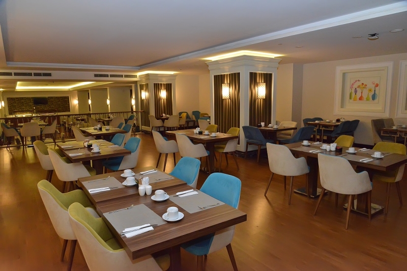 Ramada Hotel & Suites by Wyndham Istanbul Merter