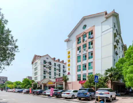 SAINT-TROPEZ Home  in ChangSha Hotels near Hunan International Convention and Exhibition Center