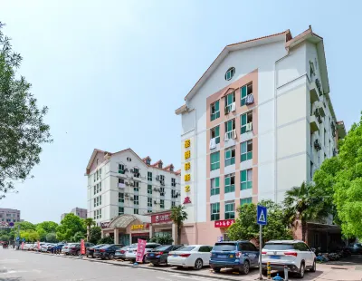 SAINT-TROPEZ Home  in ChangSha Hotels near Water Park