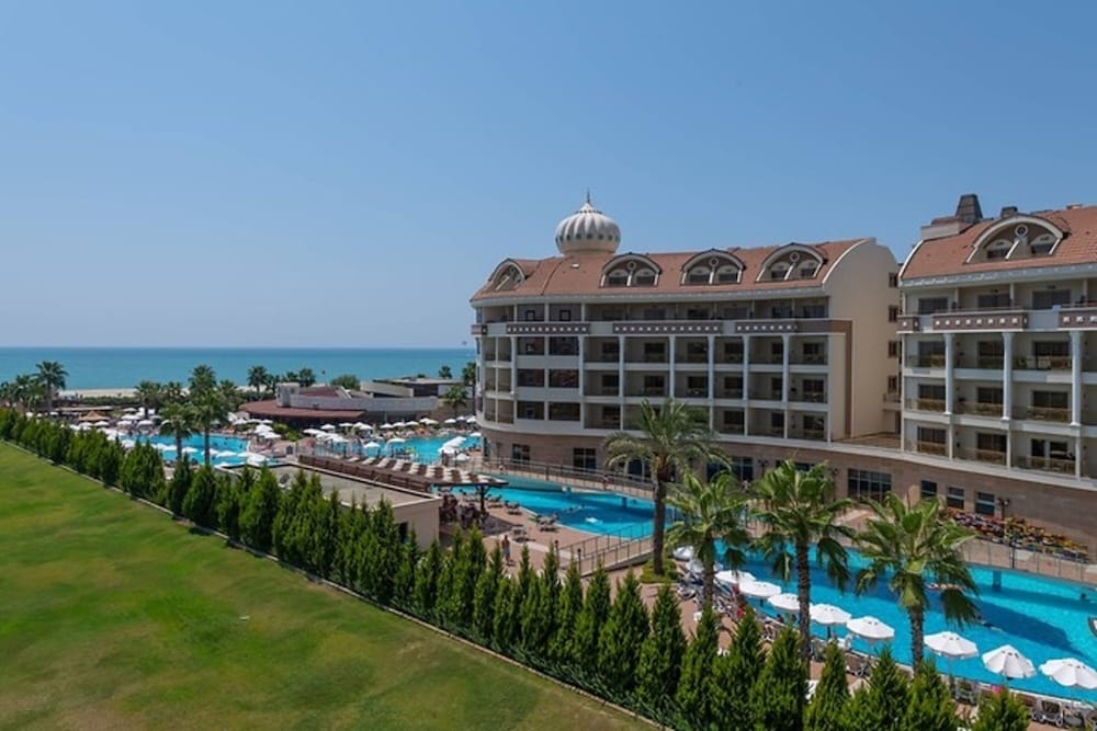 Kirman Belazur Resort & Spa - All Inclusive