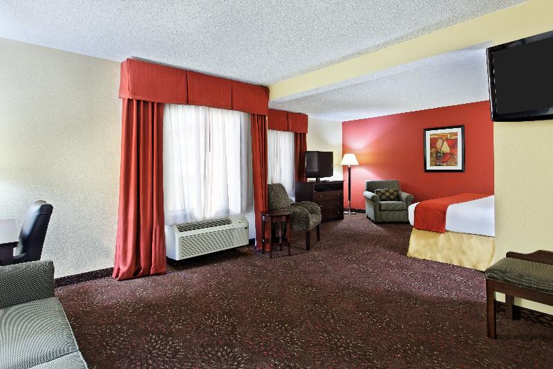 Holiday Inn Express Hotel & Suites Knoxville-North-I-75 Exit 112, an Ihg Hotel