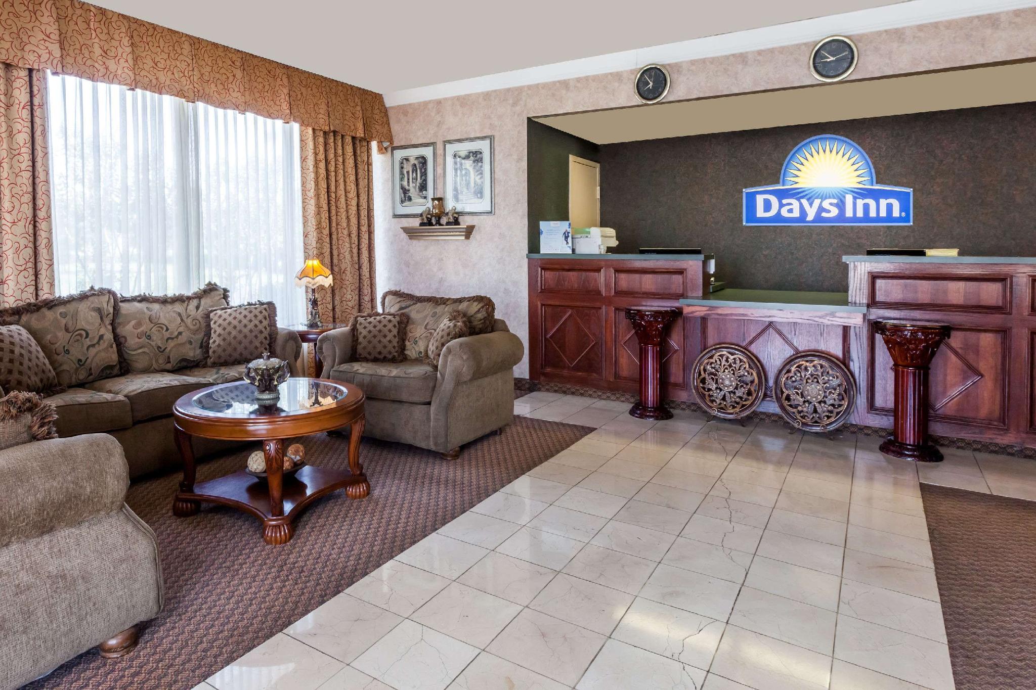 Days Inn by Wyndham Hillsboro TX