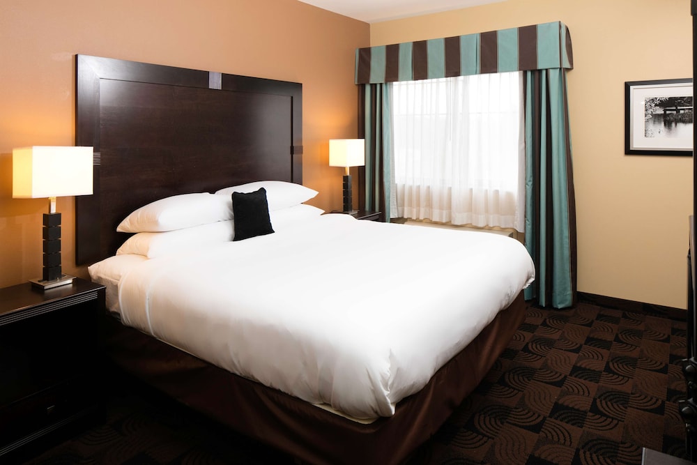 Red Lion Inn & Suites Saraland