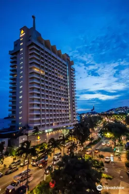 Krystal Beach Acapulco Hotels in Acapulco