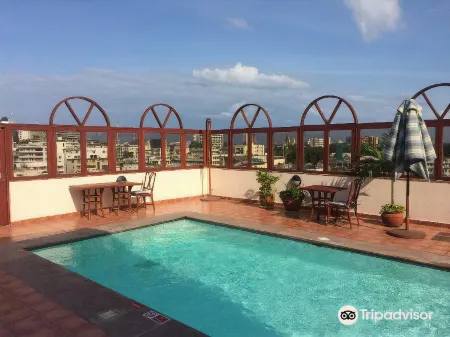 Royal Court Hotel Отели рядом с Аэропорт Момбаса