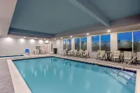 La Quinta Inn & Suites by Wyndham Paducah - Pools