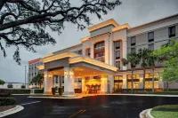 Hampton Inn & Suites Lake Mary at Colonial TownPark