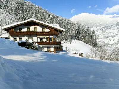 Markus Hotels near Hochzillertal