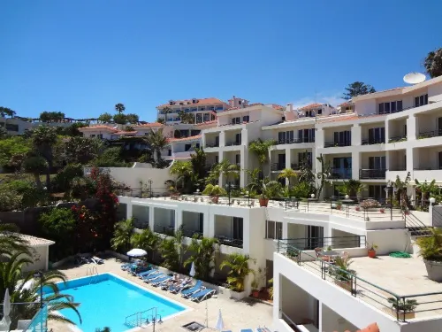 Hotel Cais da Oliveira Hotels in Canico