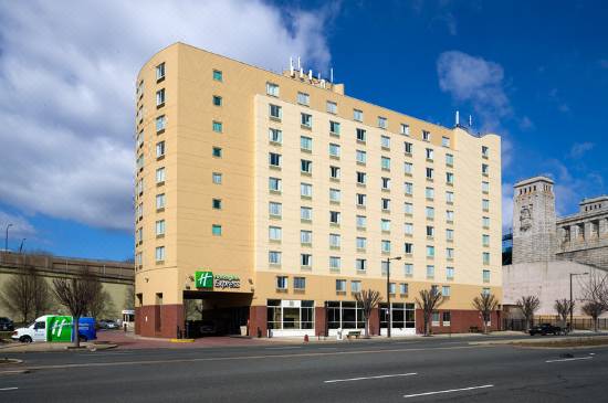 Holiday Inn Express Philadelphia Penn's Landing-Philadelphia Updated 2022  Room Price-Reviews & Deals | Trip.com