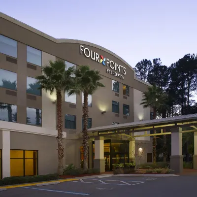 Four Points by Sheraton Jacksonville Baymeadows Hotels in der Nähe von Einkaufszentrum The Avenues Mall