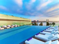 W Barcelona Hotel di Barcelona