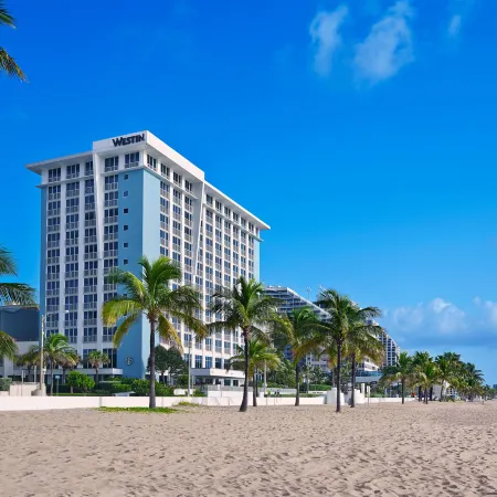 The Westin Fort Lauderdale Beach Resort Отели рядом с достопримечательностью «Боннет Хаус Музеум & Гарденс»