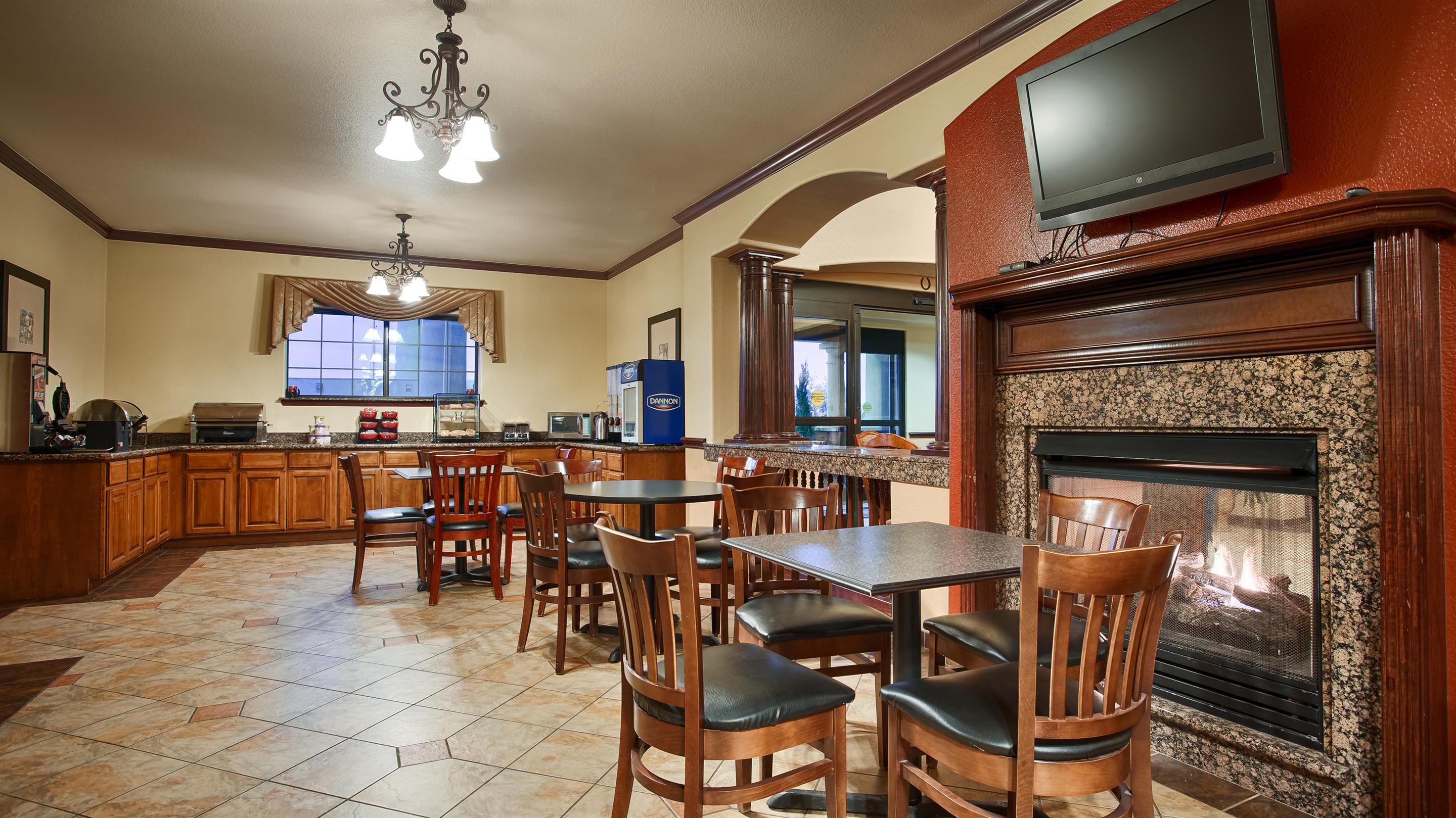 Best Western Plus Sweetwater Inn & Suites