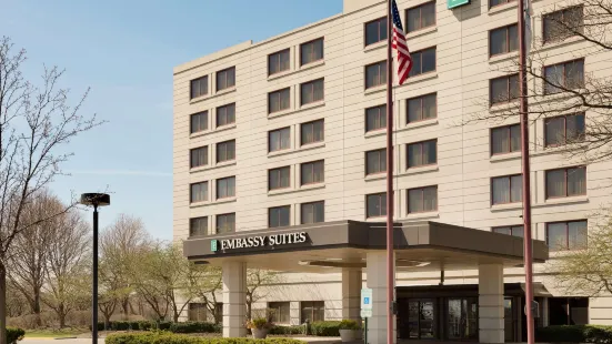 Embassy Suites by Hilton Chicago North Shore Deerfield