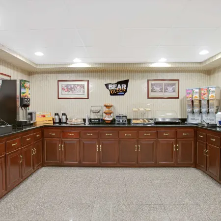 Travelodge by Wyndham Parsippany