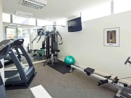 Hotel Diana South Brisbane Отели рядом с достопримечательностью «CityCat Ferry»