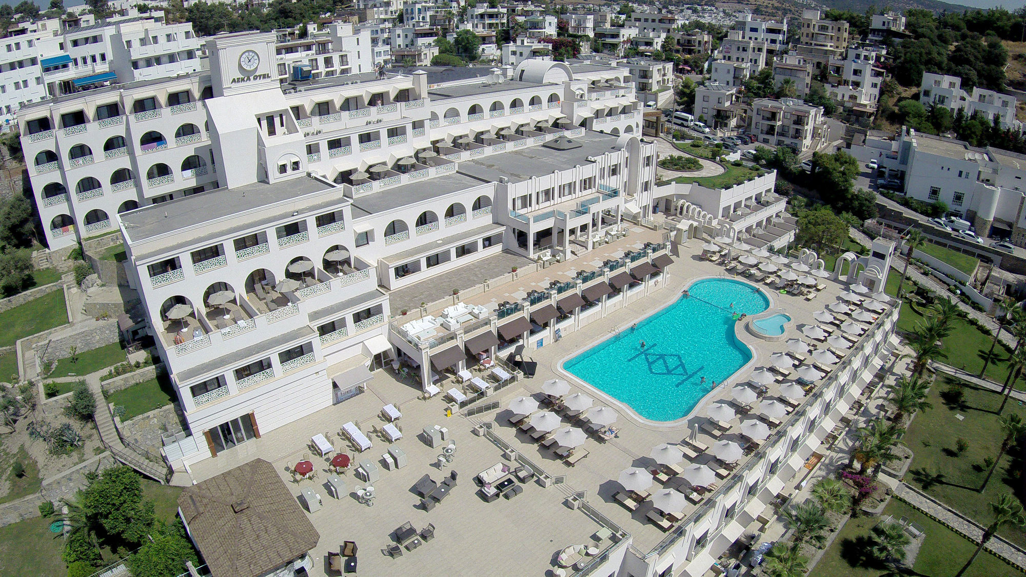 Azka Hotel