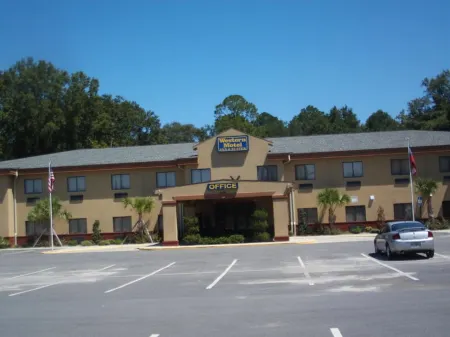 Western Motel Inn and Suites Hazelhurst Отели в г. Хазлхерст