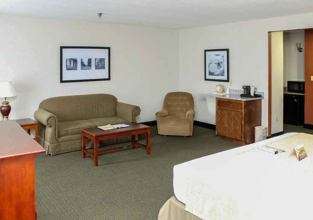 Quality Inn Warsaw Near Rappahannock River