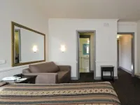 ซิตี้สแควร์ โมเทล