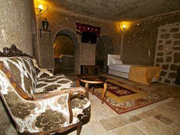 Grand Cave Suites