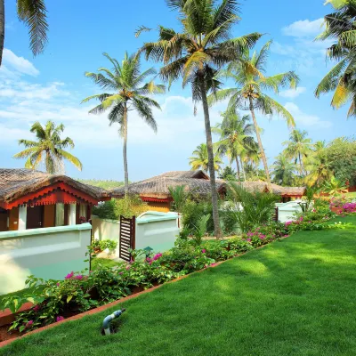 Fragrant Nature Backwater Resort & Ayurveda Spa Hotels near Mar Semavoon Desthuni Orthodox Church, Manjakala (Manjakala Pally || മഞ്ഞക്കാല പളളി)