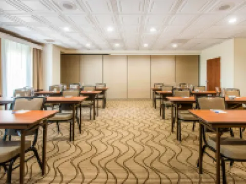 คอมฟอร์ท อินน์แอนด์สวีทส์ ออร์แลนโด นอร์ท โรงแรมในแซนฟอร์ด