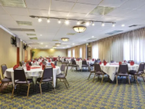 La Quinta Inn & Suites by Wyndham Seattle Federal Way Hotels in Federal Way