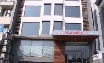 Nanee Suite